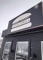 Annis Grillbar outside