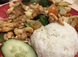 Mama Ye's Sushi Thai food