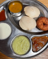 Saravanaa Bhavan food